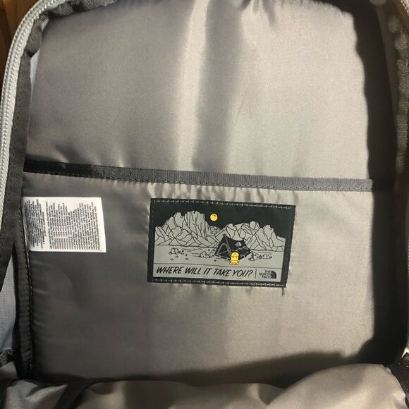 The North Face Connector Laptop Backpack With FlexVent And Adjustable Straps. main image 4